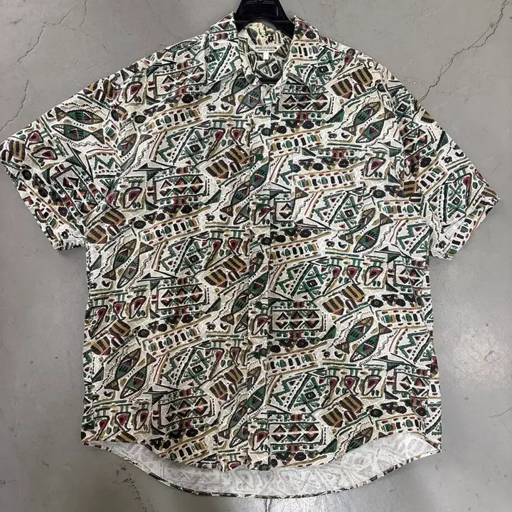 [SOLD OUT] 만원샵 빈티지 90s 패턴 반팔 셔츠 95