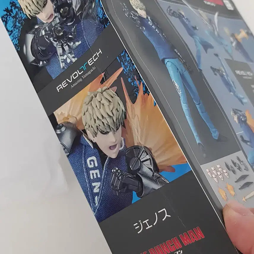 [SOLD OUT] 리볼텍 어메이징 야마구치 제노스 피규어