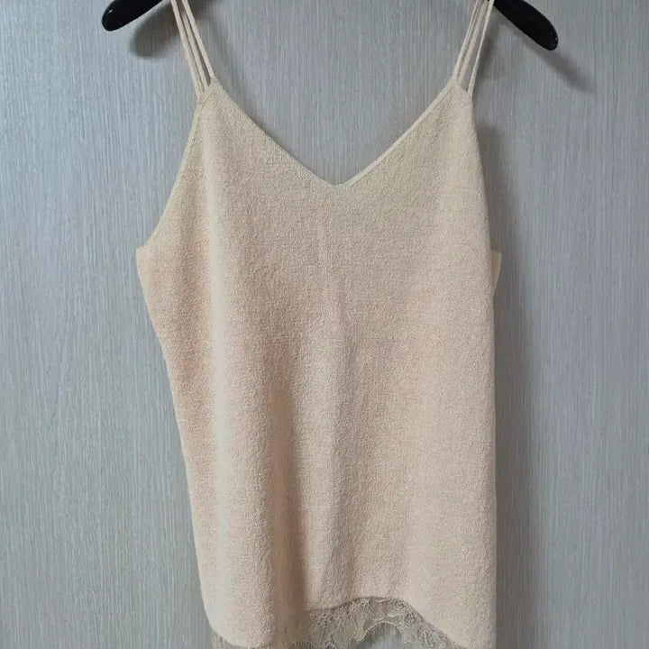 [SOLD OUT] 마인 MINE 니트 민소매 나시 한섬