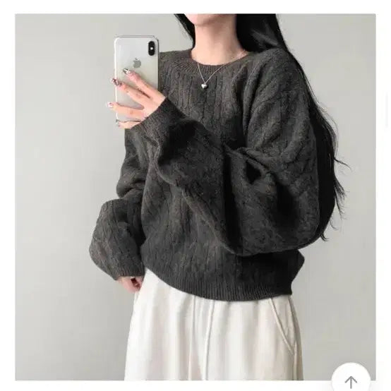 [BUNJANG] Kkwabaegi Round Neck Loose Fit Knit Sweater / 꽈배기 라운드넥 루즈핏 니트