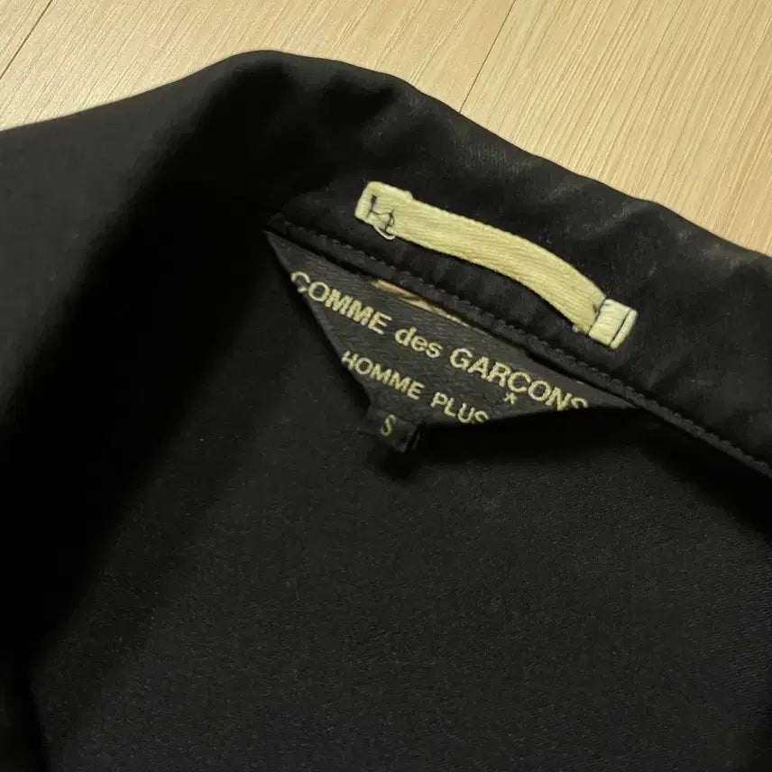 [BUNJANG] Comme des Garcons Homme Plus 18AW Asymmetrical Jacket / [S] 꼼데가르송 옴므 플러스 18aw 비대칭 자켓