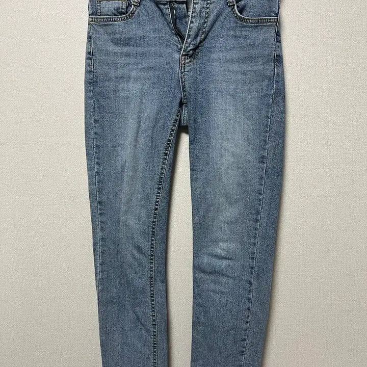 [BUNJANG] Skinny Jeans - Dark Blue/Black Women&