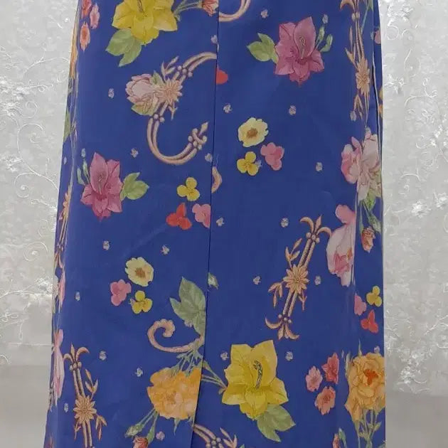 [BUNJANG] DEWL Floral Tight Skirt - Size 26 / DEWL  플라워  타이트스커트  26  새제품