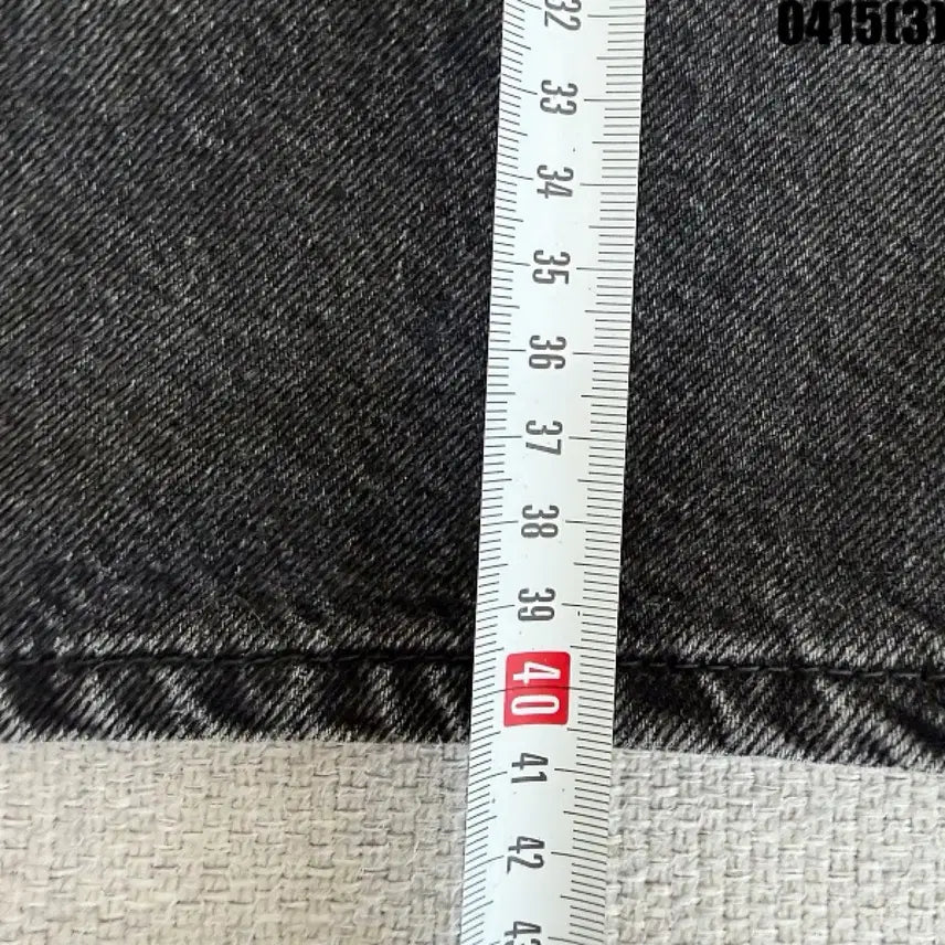 [BUNJANG] ZARA Black Denim Shorts / 4 자라 블랙 데님 반바지 숏팬츠 0415(3)