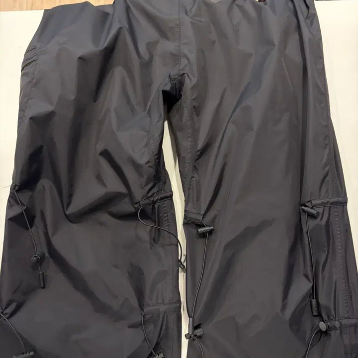 [BUNJANG] KWAY Afterhomework Nylon Track Pants Black / KWAY 까웨 애프터홈워크 나일론 트랙 팬츠 블랙 D740