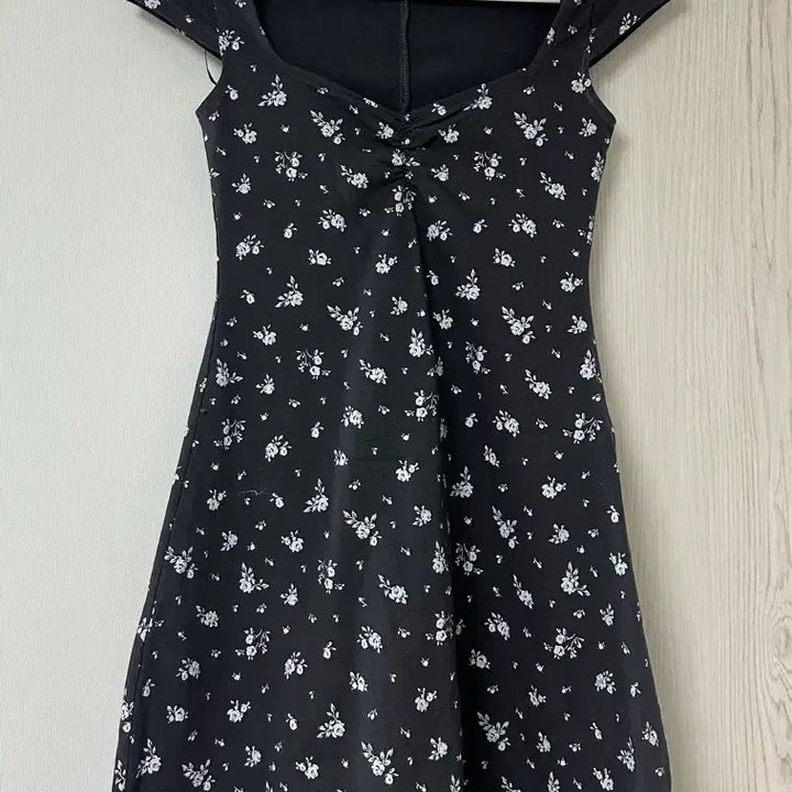 [BUNJANG] H&amp;M Floral Dress / H&amp;M 플라워 원피스