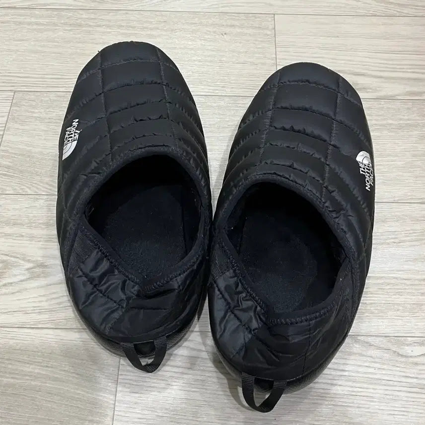 [SOLD OUT] 노스페이스 패딩 슬리퍼 뮬
