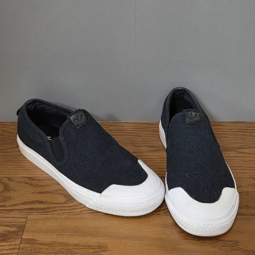 [SOLD OUT] (240)아디다스 슬립온 스니커즈운동화