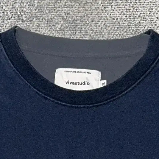 [BUNJANG] VIVASTUDIO Printing Navy Sweatshirt XL / 비바스튜디오 프린팅 네이비 스웻셔츠 XL