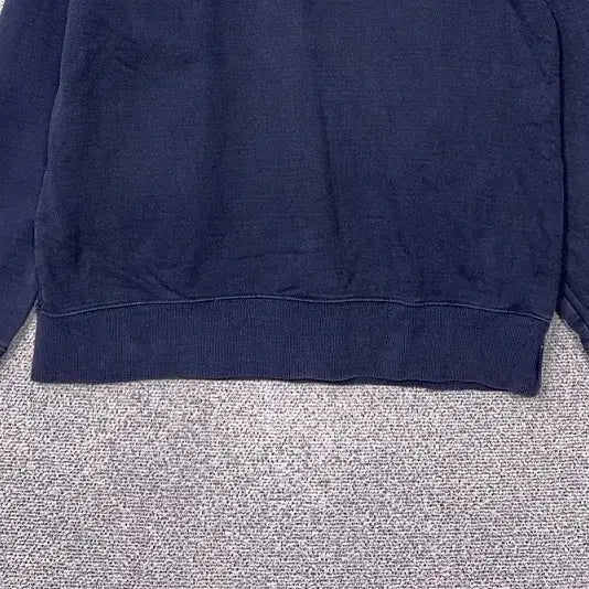 [BUNJANG] Yale Navy Logo Sweatshirt L / 예일 네이비 로고 맨투맨 L