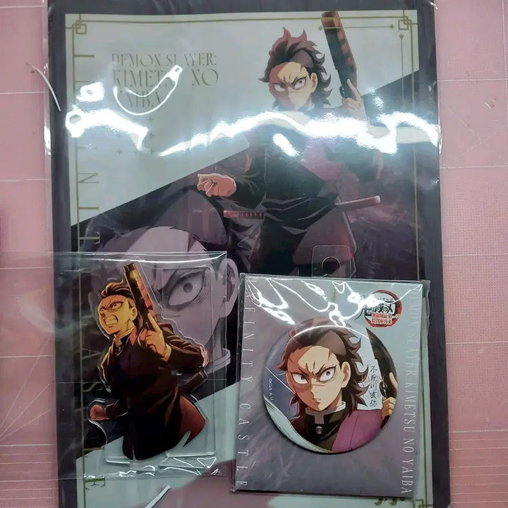 [SOLD OUT] 귀멸의 칼날 시나즈가와 겐야 키비주얼 무한성 아크릴 뱃지 클리어파일 굿즈