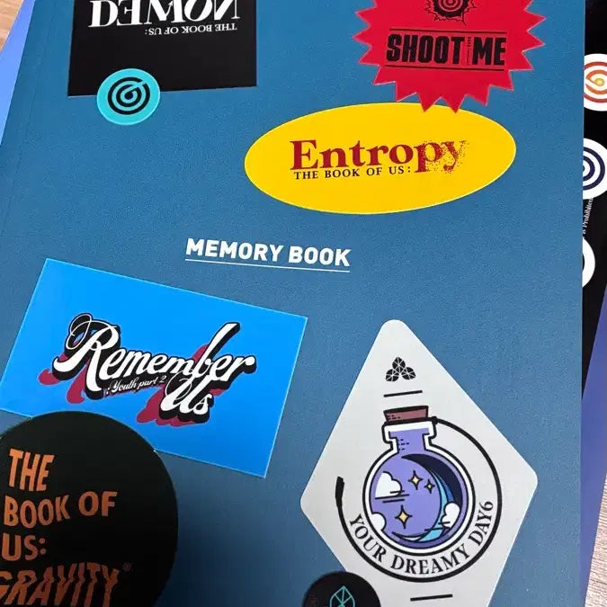 [BUNJANG] Day6 Official Memory Book (2018-2020) + Sticker / Day6 데이식스 공식 메모리북(2018-2020) + 칼선스티커