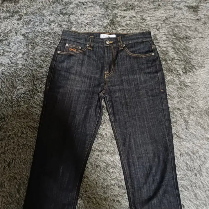 [BUNJANG] PLAC NEU KURZ Slim Fit Raw Denim Jeans / PLAC 플랙 NEU KURZ 크롭 슬림핏 생지 데님 M 남