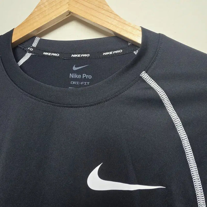 [SOLD OUT] [NIKE] 남성 프로 드라이핏 롱슬리브 탑 블랙 L