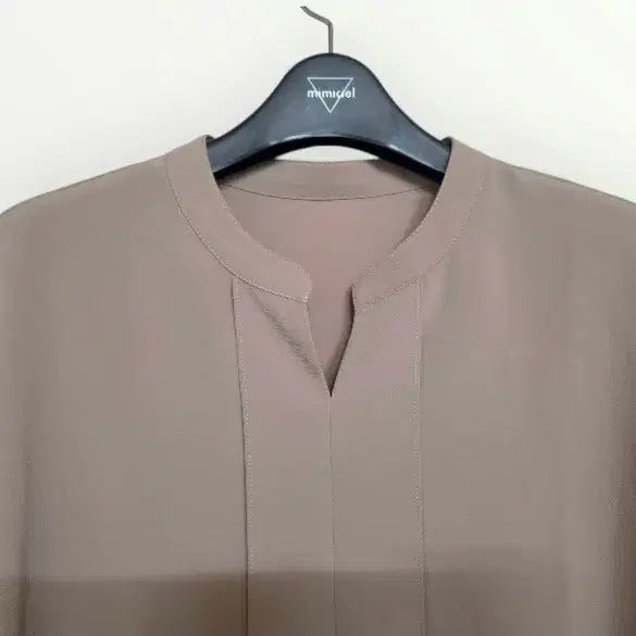 [SOLD OUT] 66~77 새상품 여성 블라우스 정장 오피스룩 여자 95~100 새제품