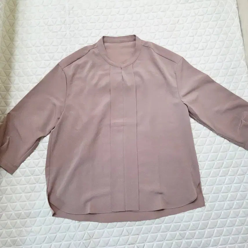 [SOLD OUT] 66~77 새상품 여성 블라우스 정장 오피스룩 여자 95~100 새제품