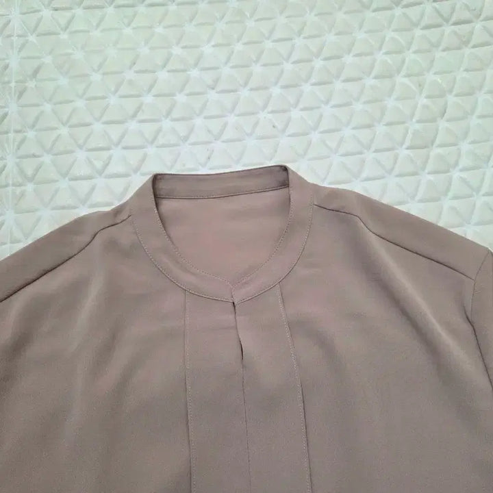 [SOLD OUT] 66~77 새상품 여성 블라우스 정장 오피스룩 여자 95~100 새제품