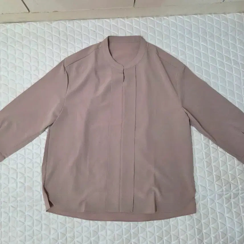 [SOLD OUT] 66~77 새상품 여성 블라우스 정장 오피스룩 여자 95~100 새제품