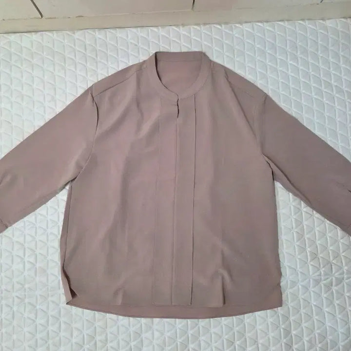 [SOLD OUT] 66~77 새상품 여성 블라우스 정장 오피스룩 여자 95~100 새제품