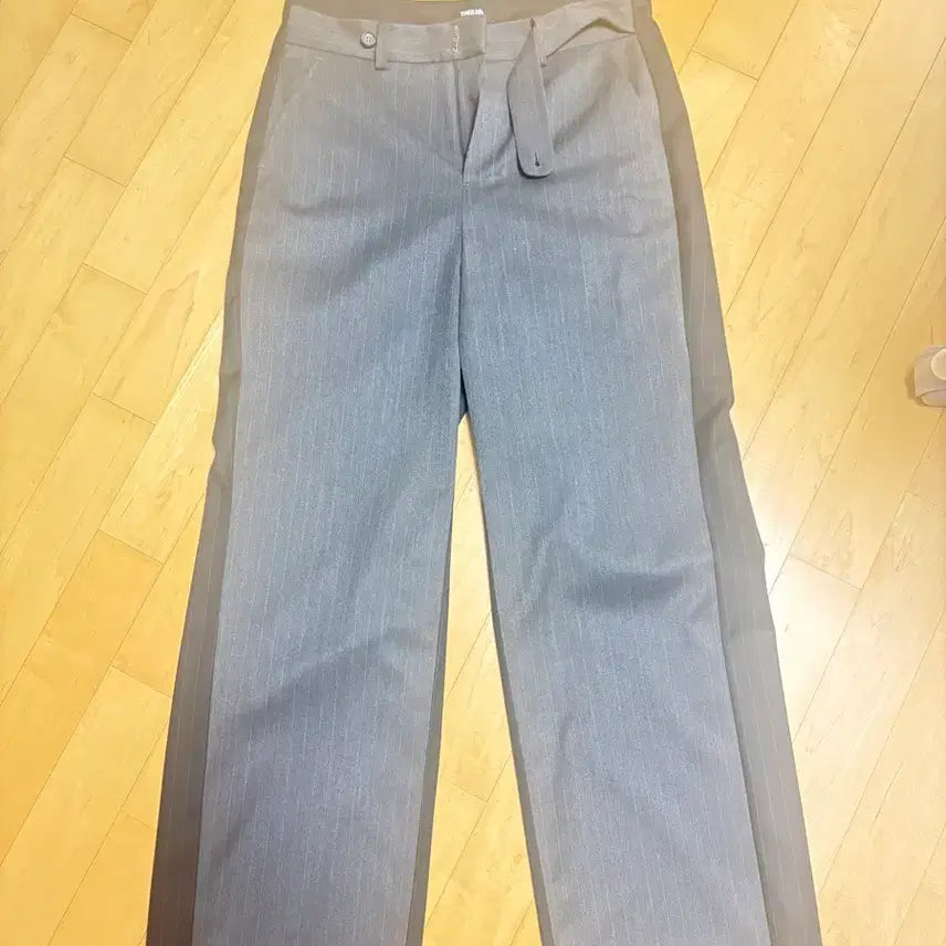 [BUNJANG] The Ilma Signal Twist Pants / 더일마 시그널 트위스트 팬츠