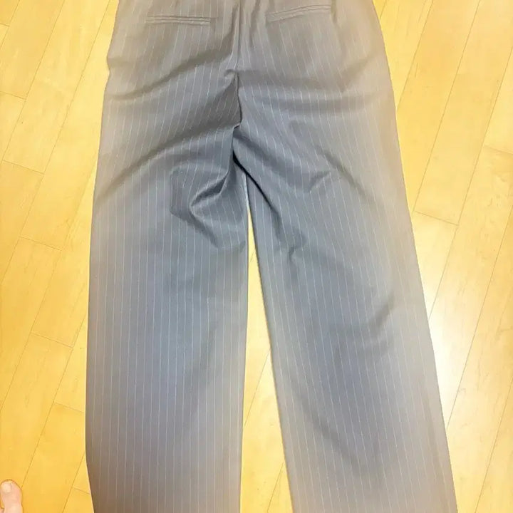 [BUNJANG] The Ilma Signal Twist Pants / 더일마 시그널 트위스트 팬츠