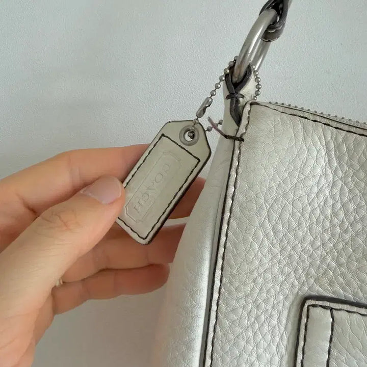 [BUNJANG] COACH Leather Shoulder Bag / 코치(COACH) 레더 숄더백