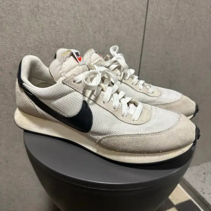 [BUNJANG] Nike Air Tailwind 79 Sneakers / 나이키 에어 테일윈드 79 275