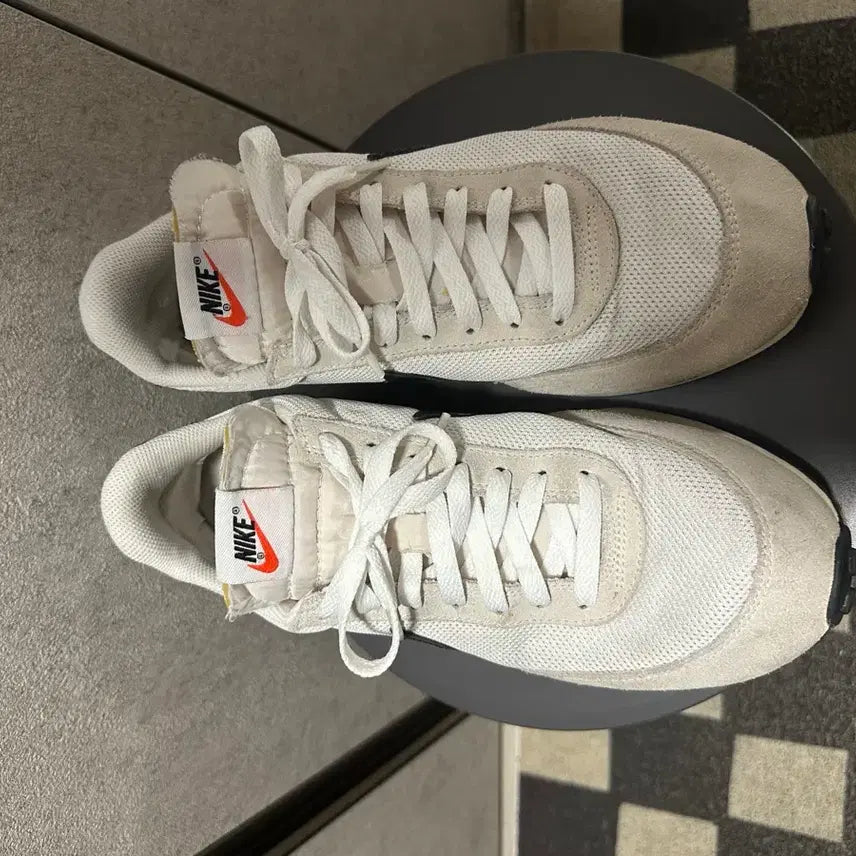 [BUNJANG] Nike Air Tailwind 79 Sneakers / 나이키 에어 테일윈드 79 275