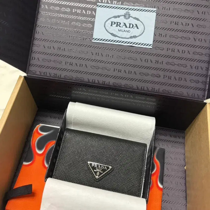 [BUNJANG] Prada Saffiano Black Card Wallet / [새상품 정품] 프라다 사피아노 블랙 카드지갑