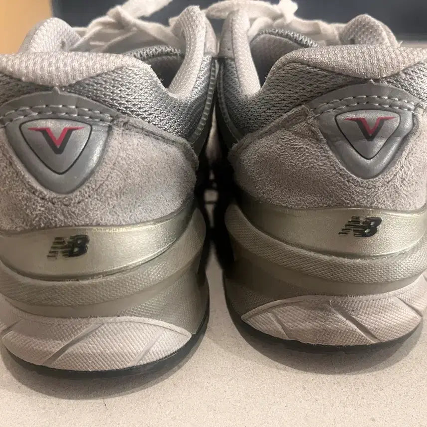 [BUNJANG] New Balance 990GL5 Sneakers / 뉴발란스 990GL5