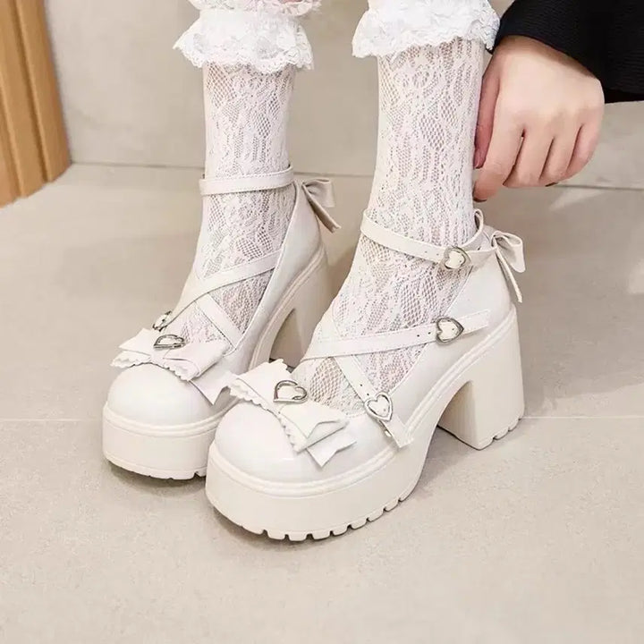 [BUNJANG] Lolita Cross Strap Butterfly Heels / 로리타 지뢰계 양산형 크로스 스트랩 버터플라이 구두(2컬러)