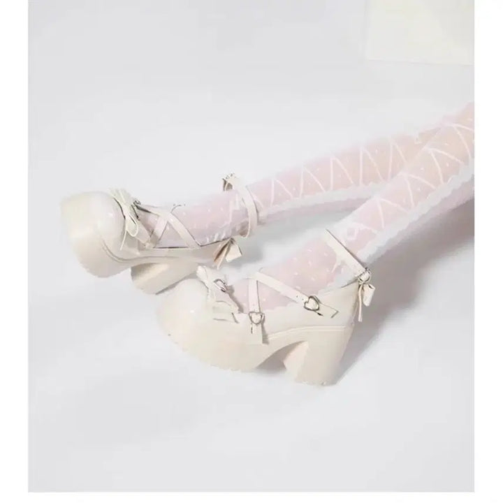 [BUNJANG] Lolita Cross Strap Butterfly Heels / 로리타 지뢰계 양산형 크로스 스트랩 버터플라이 구두(2컬러)