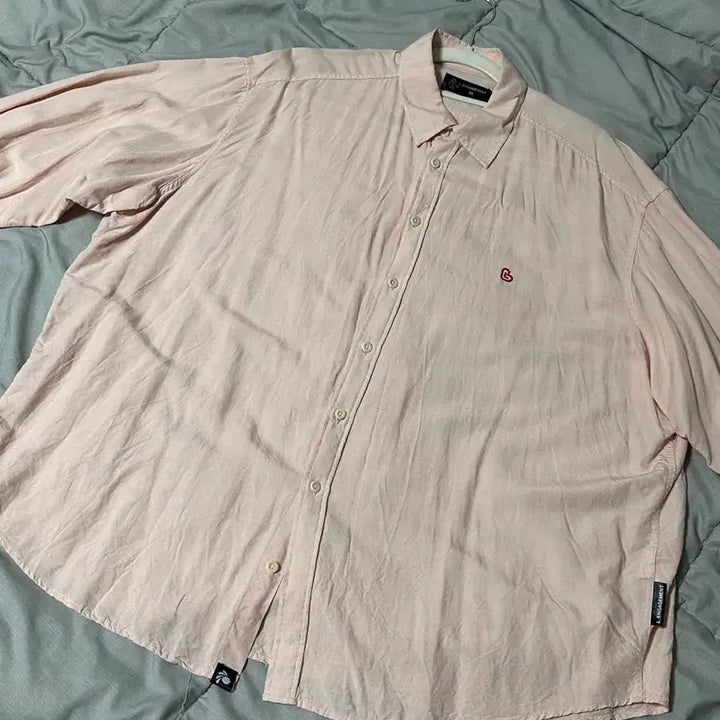 [BUNJANG] Tagua Nut Pink Linen Shirt / 타구아넛 버튼 린넨 셔츠
