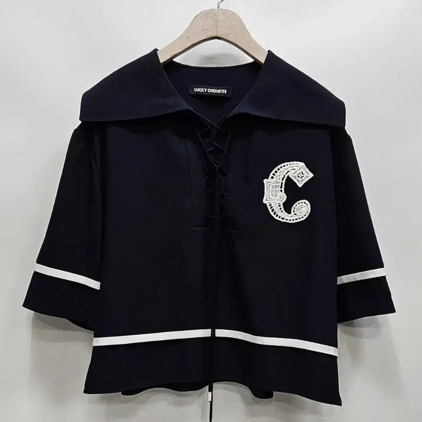 [SOLD OUT] 럭키슈에뜨 반팔 블라우스