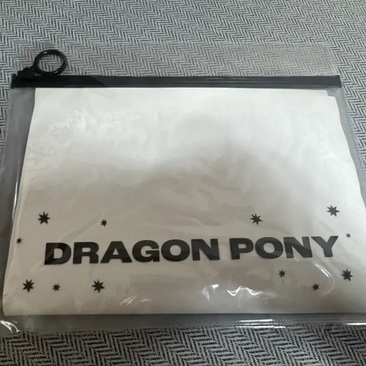 [SOLD OUT] 드래곤포니 1주년 슬로건(미개봉) 양도