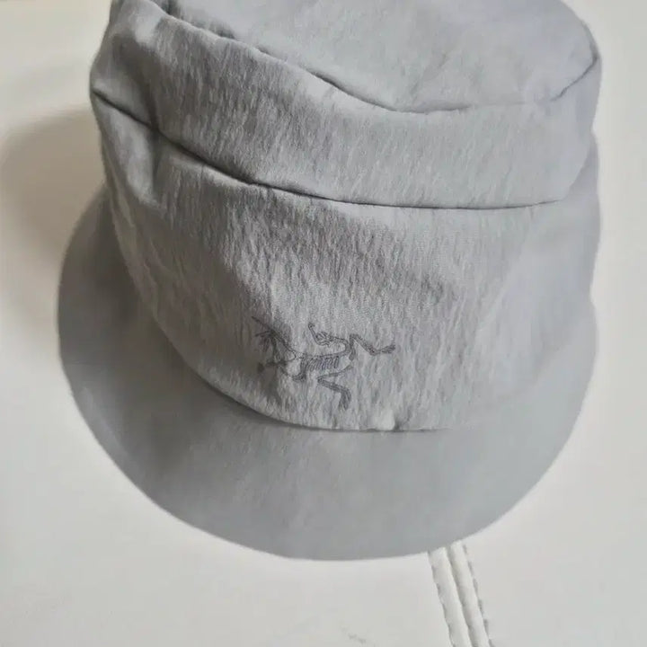 [SOLD OUT] 아크테릭스 벙거지 모자 그레이 S