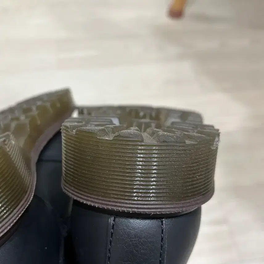 [BUNJANG] Dr. Martens Black Leather Chelsea Boots / 닥터마틴 블랙 레더 첼시 부츠 uk3 230