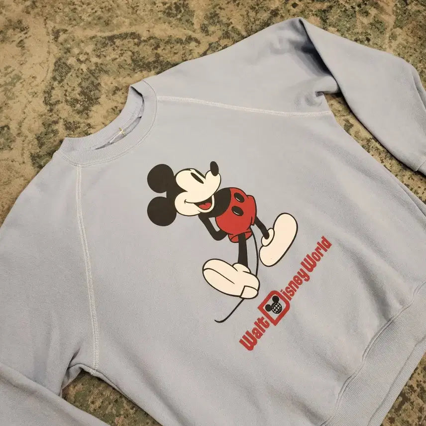 [SOLD OUT] 90s 디즈니 미키 스웻셔츠