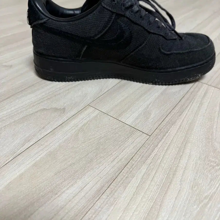 [BUNJANG] Stussy x Nike Halloween Dunk Low Sneakers / 스투시 포스, 할로윈 덩크 270 사이즈
