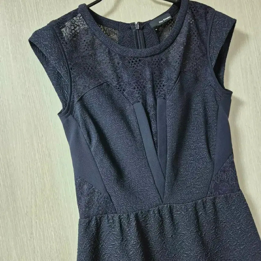 [SOLD OUT] 더쿠플스 the Kooples 레이스 블랙 원피스 M