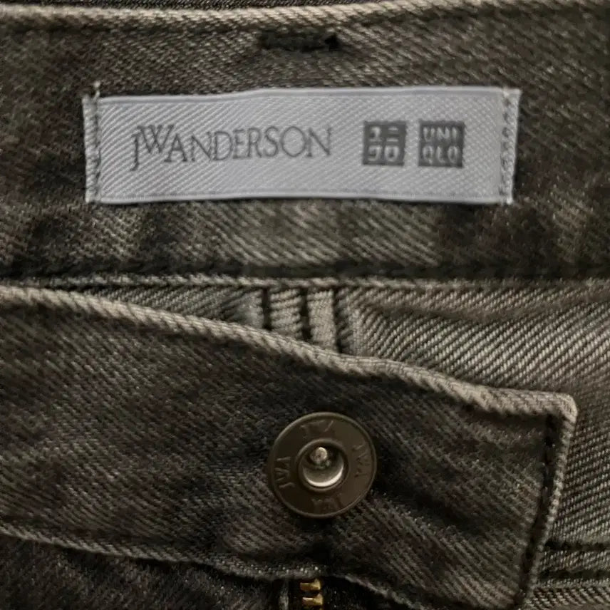 [BUNJANG] JW Anderson x Uniqlo Straight Jeans / JW Anderson x Uniqlo 스트레이트진 33 그레이