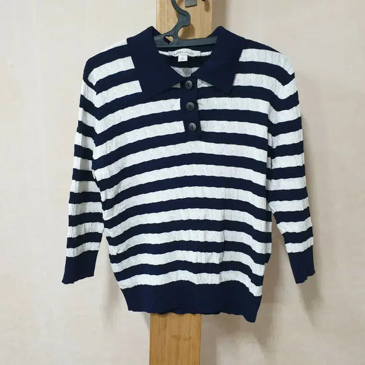 [BUNJANG] Raipiaf Stripe Knit Top / 라삐아프 카라 스트라이프 니트 95사이즈