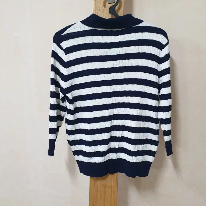 [BUNJANG] Raipiaf Stripe Knit Top / 라삐아프 카라 스트라이프 니트 95사이즈