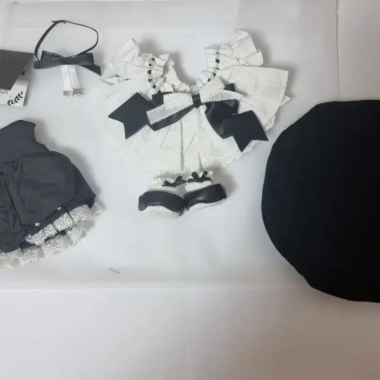 [SOLD OUT] 무속성 20cm 인형옷 국내옷장 레이디시리즈
