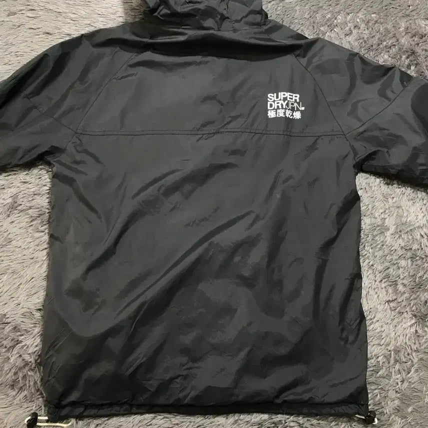 [SOLD OUT] [[L, A급] 슈퍼드라이(SUPER DRY) 포케터블 바람막이