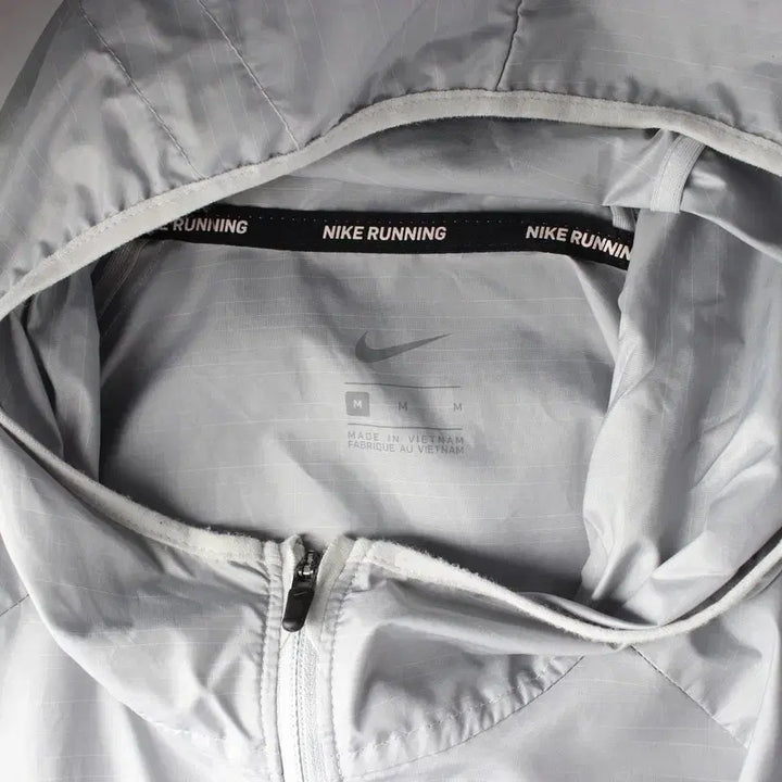 [BUNJANG] Nike Running Lightweight Windbreaker Jacket (Men&