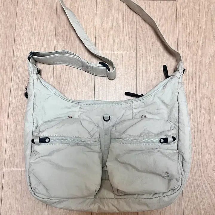 [SOLD OUT] 브랜든 도난방지 가방 백팩 숄더 크로스 세트 유럽여행