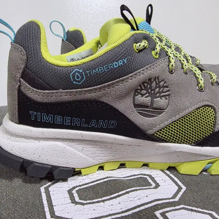 [BUNJANG] Timberland Garrison Trail Low Waterproof Hiking Shoes [240mm] / 팀버랜드 트레킹화 [240mm]