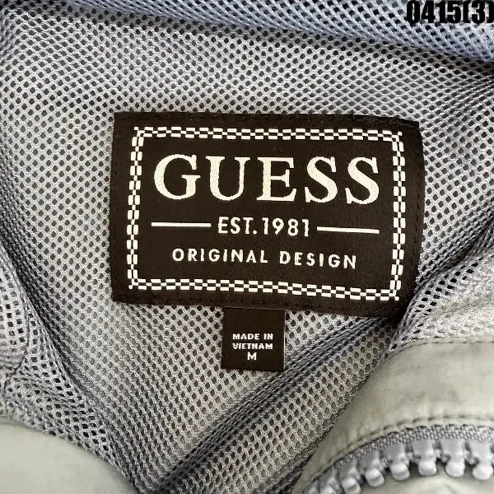 [BUNJANG] Guess Hooded Windbreaker Jacket - M Size / M 게스 후드 바람막이 자켓 0415(3)