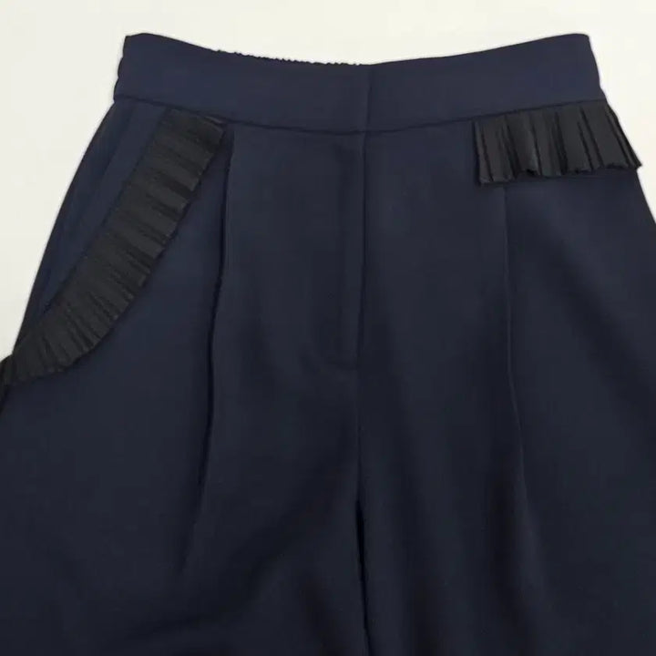 [BUNJANG] Lucky Chouette Embellished Navy Jogger Pants / 럭키슈에뜨팬츠 장식 배기핏 조거 팬츠